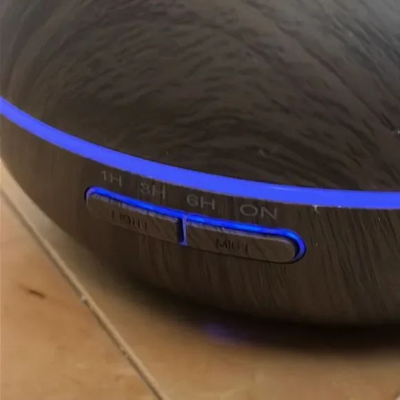 Humidifier w/6 Colour LED 9x6” - Picture 7 of 14